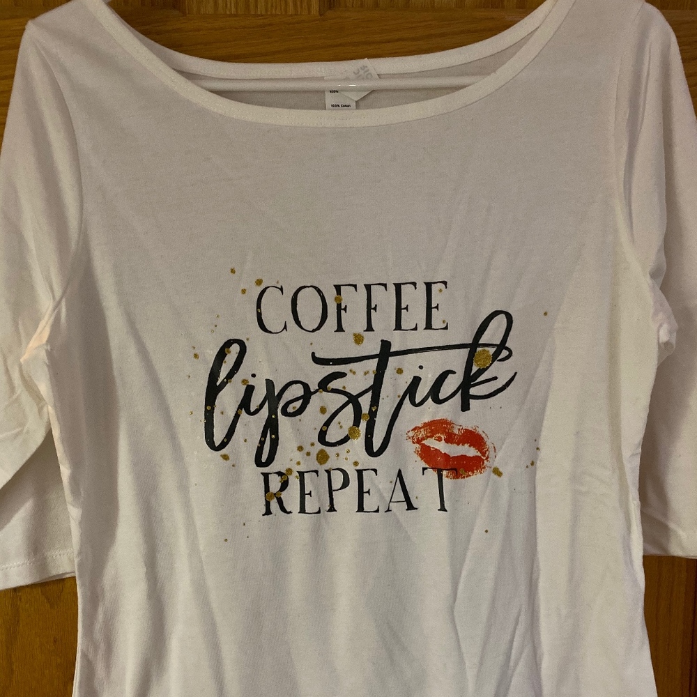 3/4 SLEEVE COFFEE, LIPSTICK, REPEAT